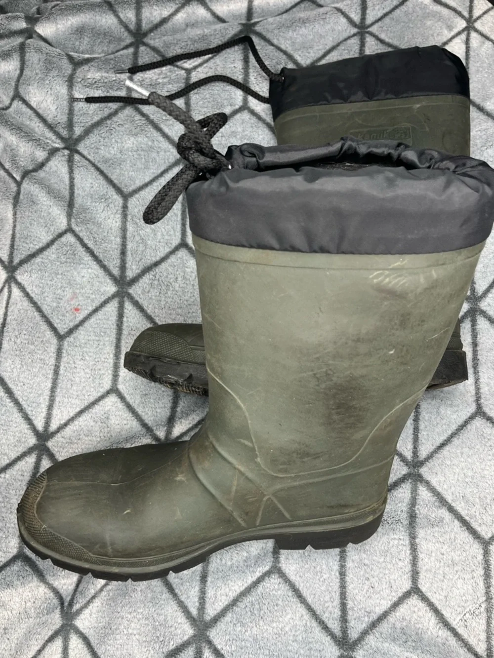 Kamik Men's Olive Green Black Forester Waterproof Winter Rain Boots